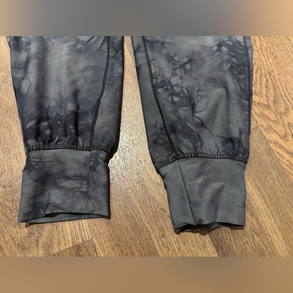 CALIA by Carrie Underwood Core Energize Black Tie Dye Joggers Size Small - Picture 5 of 9